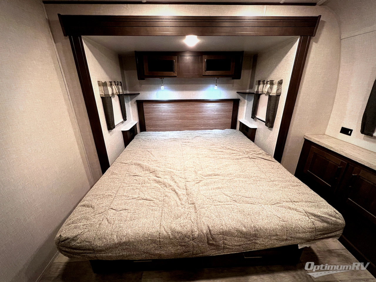 2022 Forest River Flagstaff Classic 832lKRL Photo 40