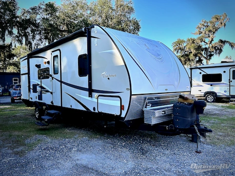 Used 2018 Coachmen Freedom Express Ultra Lite 248RBS Featured Photo