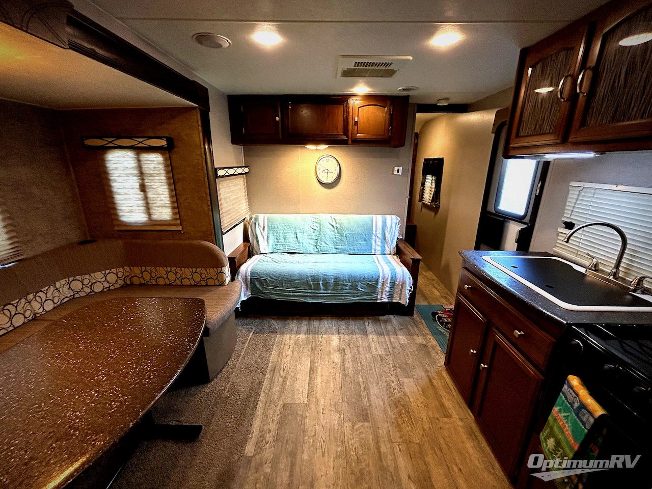 2018 Coachmen Freedom Express Ultra Lite 248RBS Photo 5