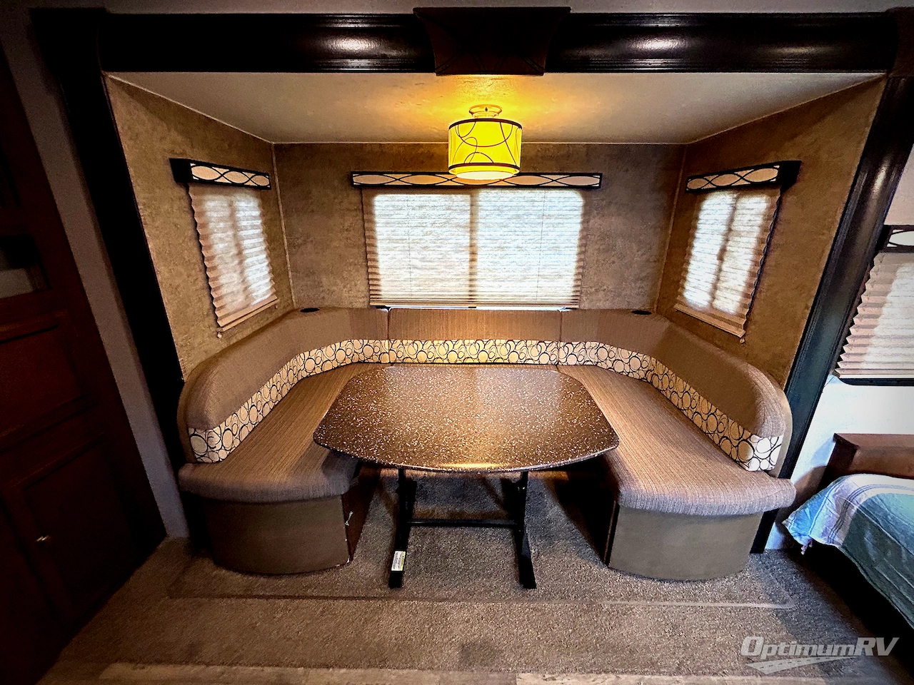 2018 Coachmen Freedom Express Ultra Lite 248RBS Photo 10