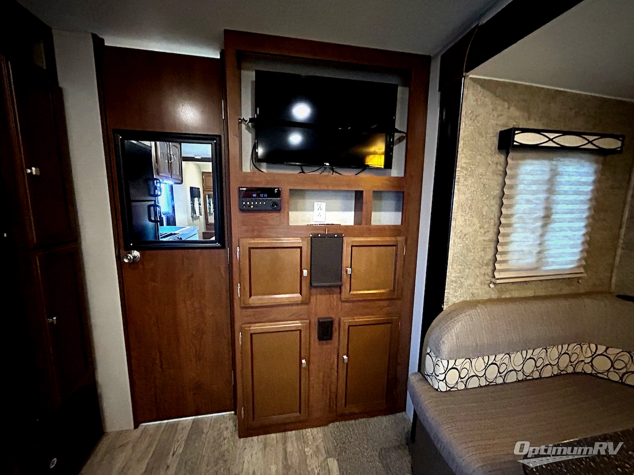 2018 Coachmen Freedom Express Ultra Lite 248RBS Photo 11