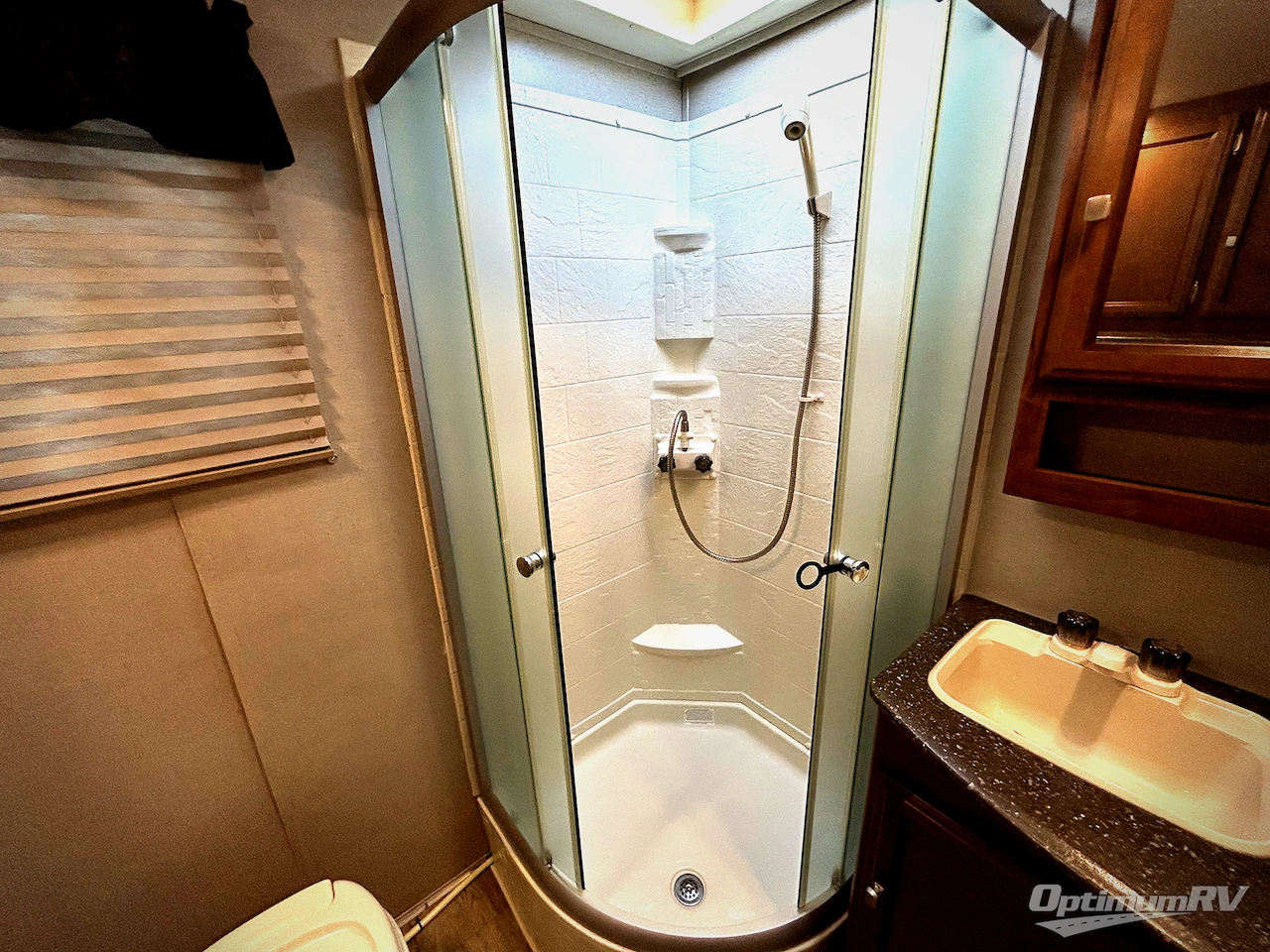 2018 Coachmen Freedom Express Ultra Lite 248RBS Photo 13