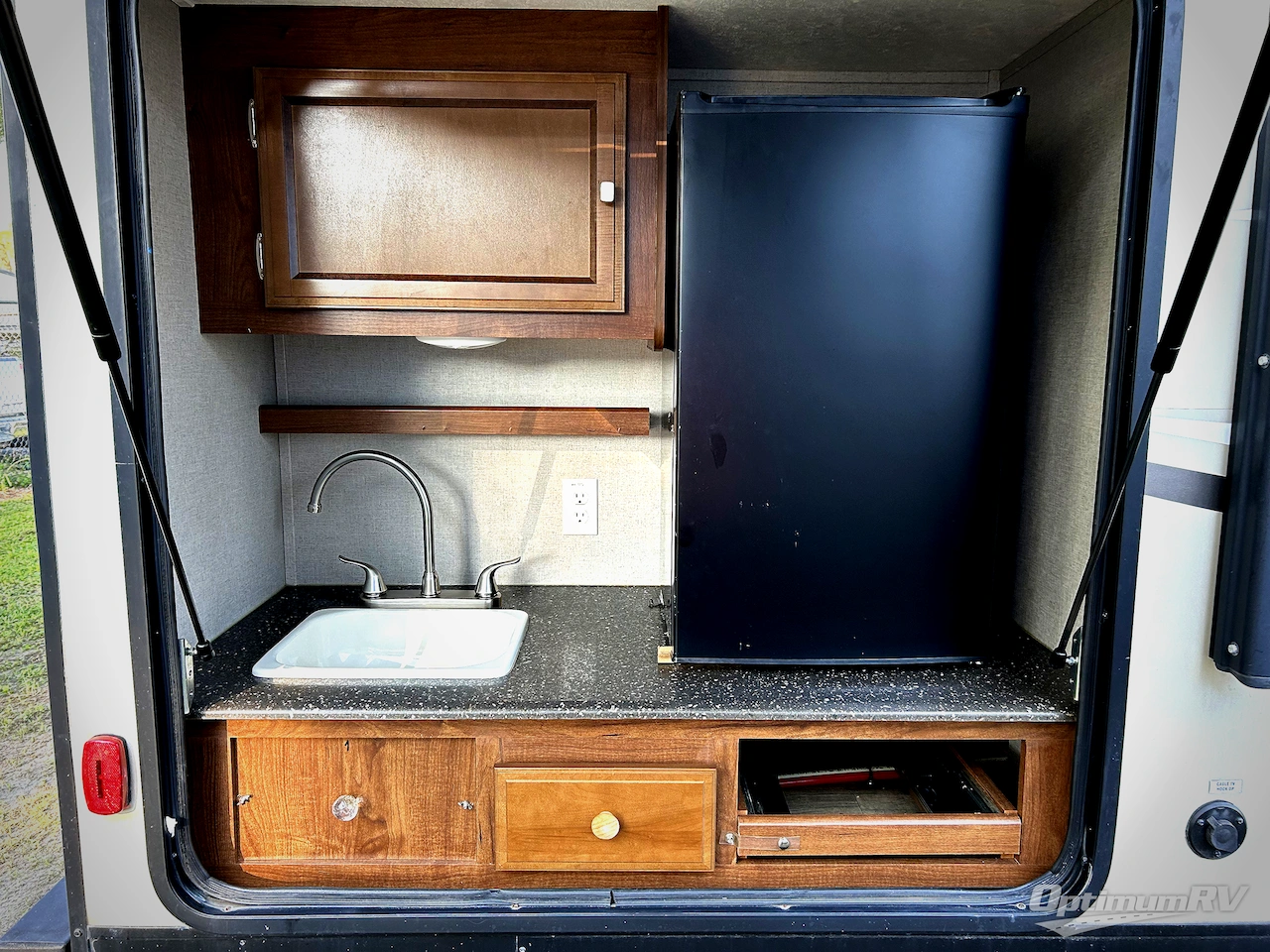 2018 Coachmen Freedom Express Ultra Lite 248RBS Photo 14