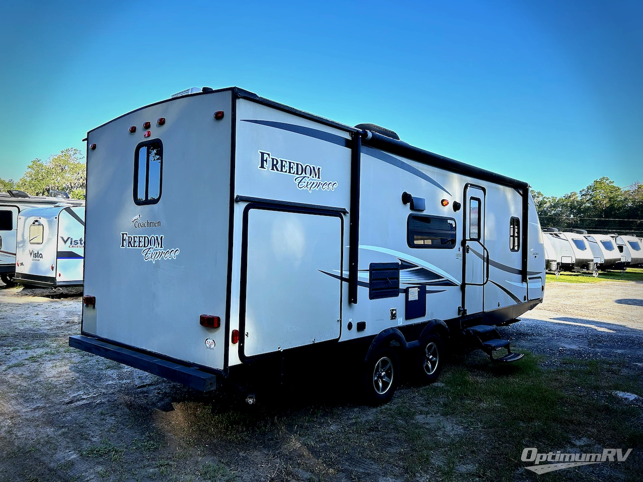 2018 Coachmen Freedom Express Ultra Lite 248RBS Photo 2
