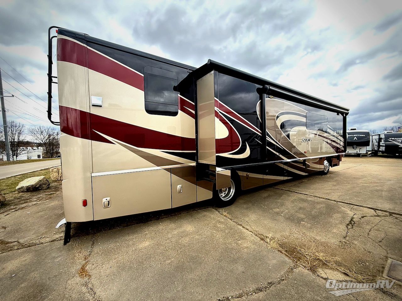 2016 Winnebago Journey 40R Photo 2