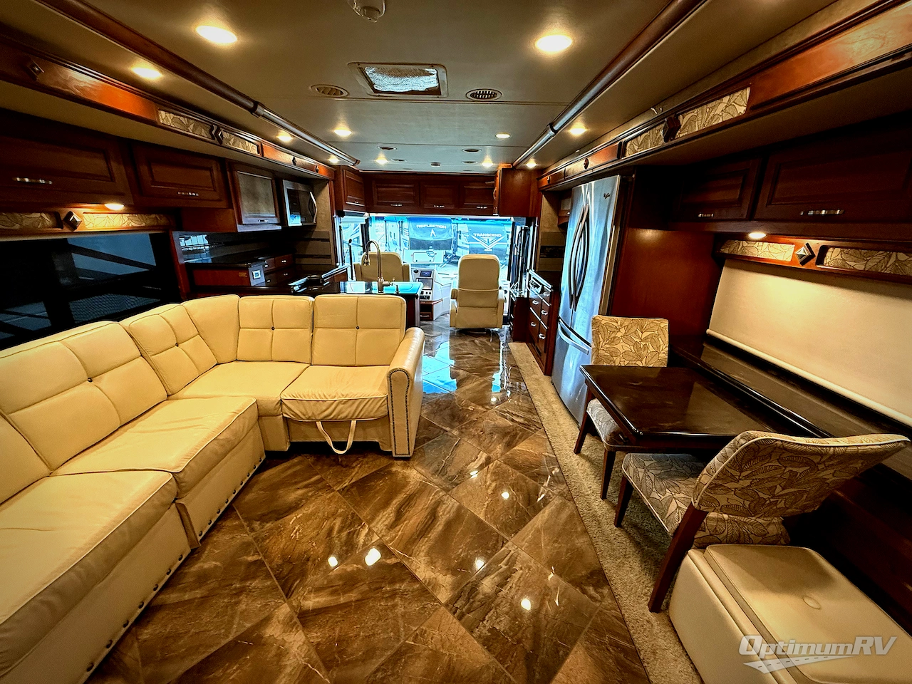 2016 Winnebago Journey 40R Photo 4