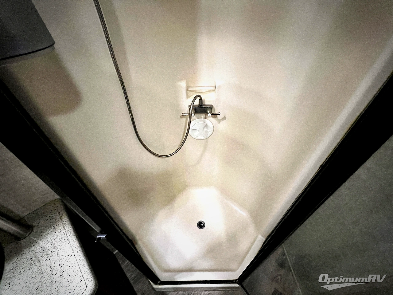 2015 Heartland Big Country 3450TS Photo 16