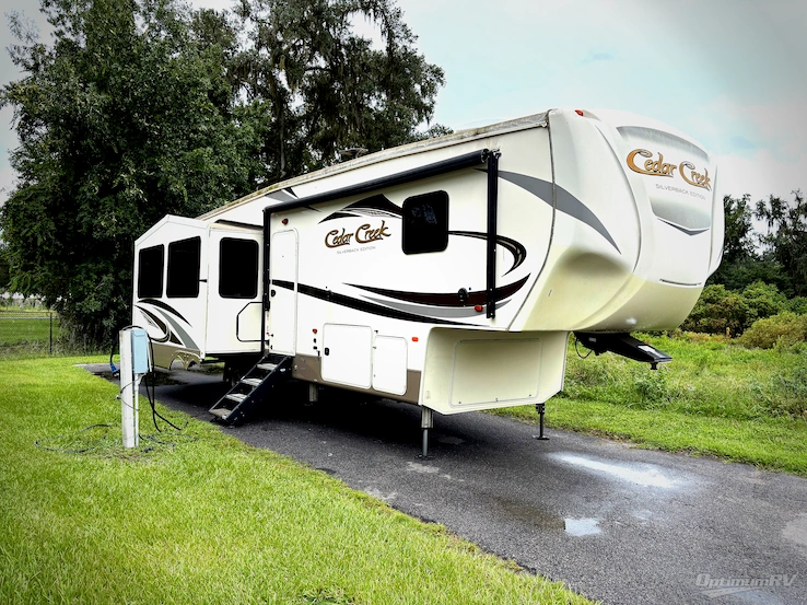 2018 Forest River Cedar Creek Silverback 29RE RV Photo 1
