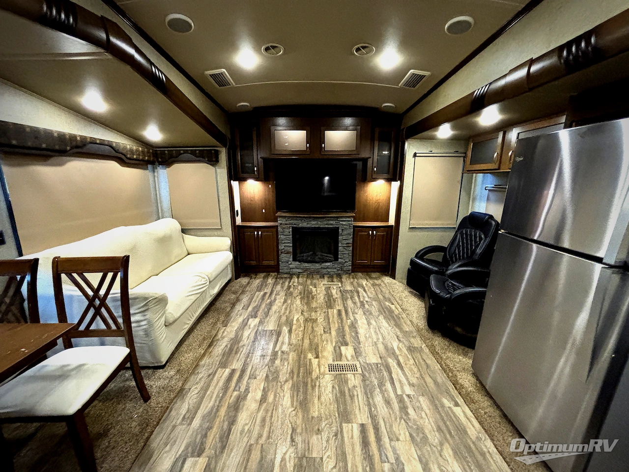 2018 Forest River Cedar Creek Silverback 29RE Photo 3
