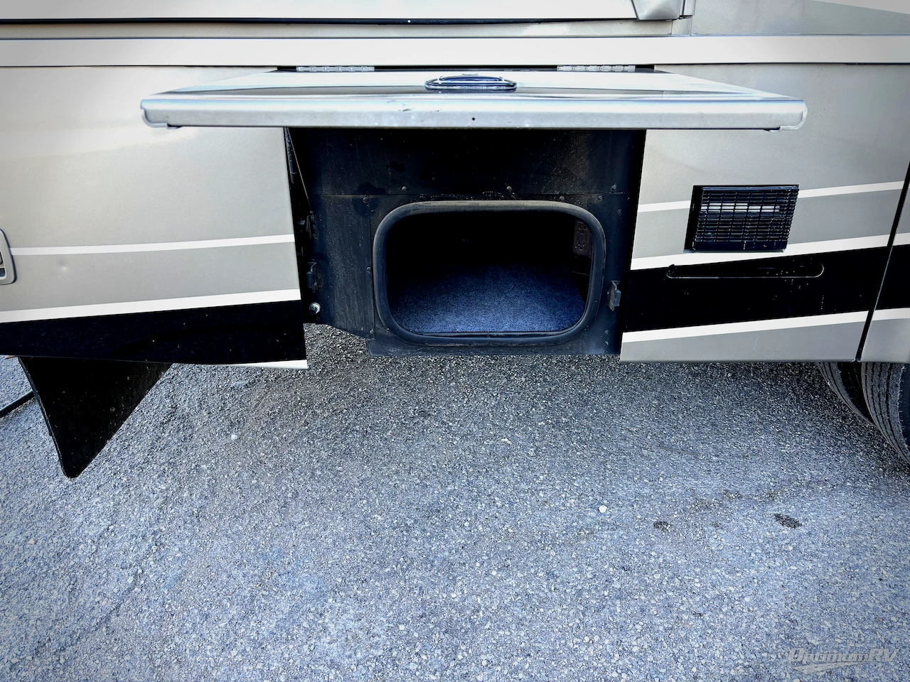 2014 Winnebago Sightseer 33C Photo 16