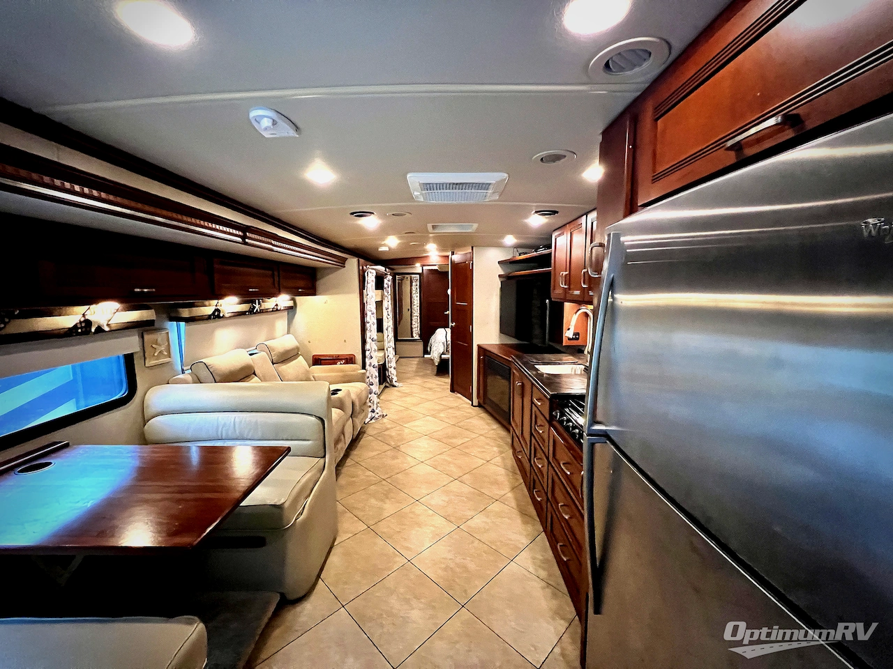 2015 Winnebago Forza 38R Photo 5