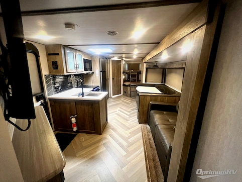 2022 Forest River Salem Hemisphere Hyper-Lyte 26BHHL RV Photo 4