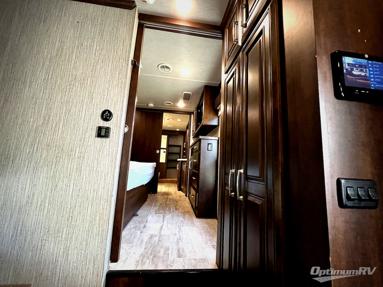 2019 Heartland Bighorn 3871FBO Photo 17