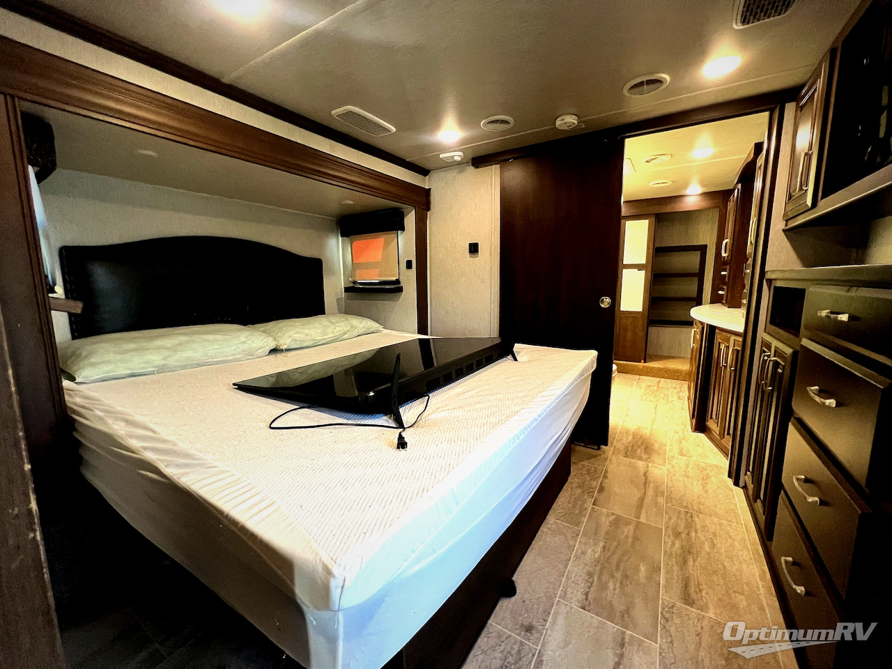 2019 Heartland Bighorn 3871FBO Photo 17