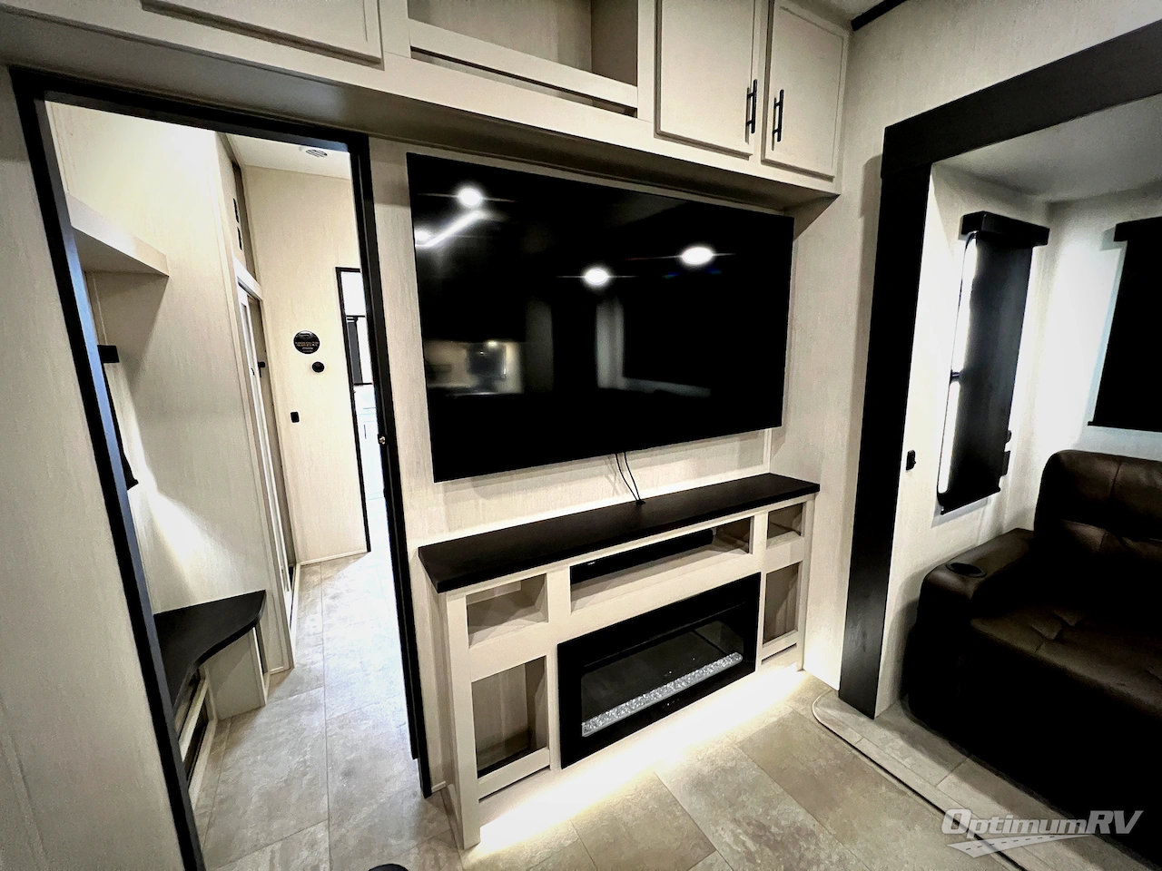 2026 Prime Time Crusader FAM37 Photo 10