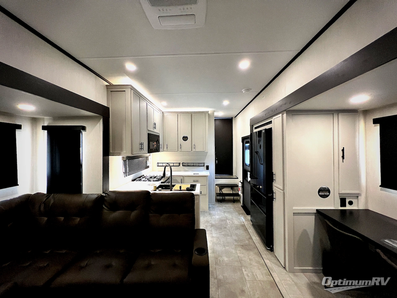 2026 Prime Time Crusader FAM37 Photo 5