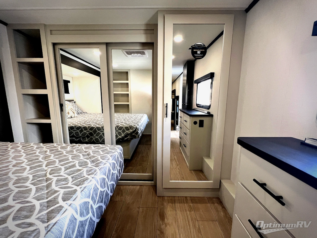 2027 Forest River Crusader 2SUITE Photo 18