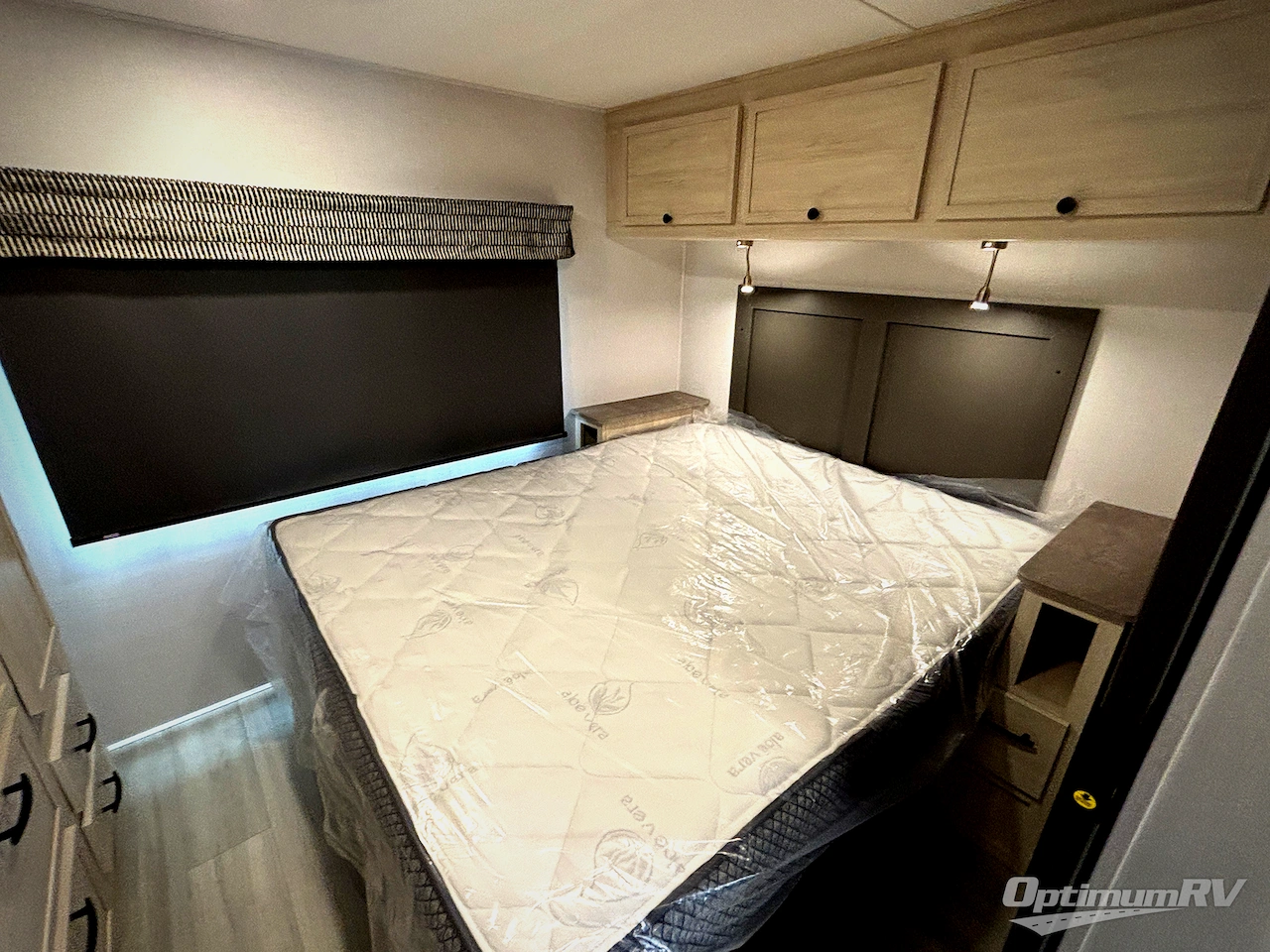 2027 Forest River Sunseeker LE 3250DSLE Ford Photo 24