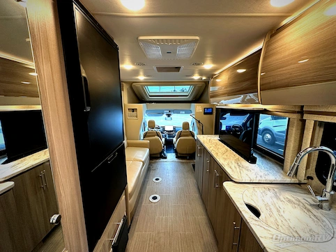 2024 Thor Gemini AWD 23TE RV Photo 2