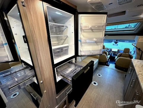 2024 Thor Gemini AWD 23TE RV Photo 3