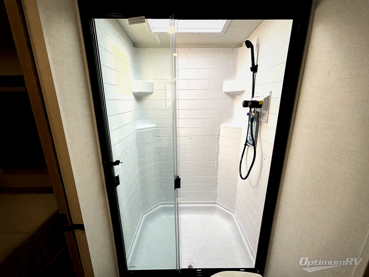 2026 Forest River Flagstaff Micro Lite 25SRK Photo 10