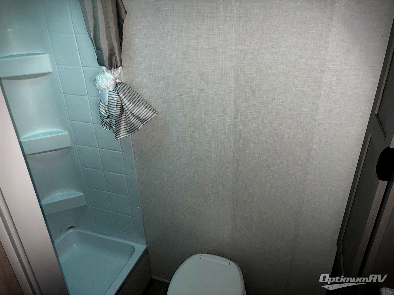 2026 Forest River Viking 5K Series 25QBH Photo 10