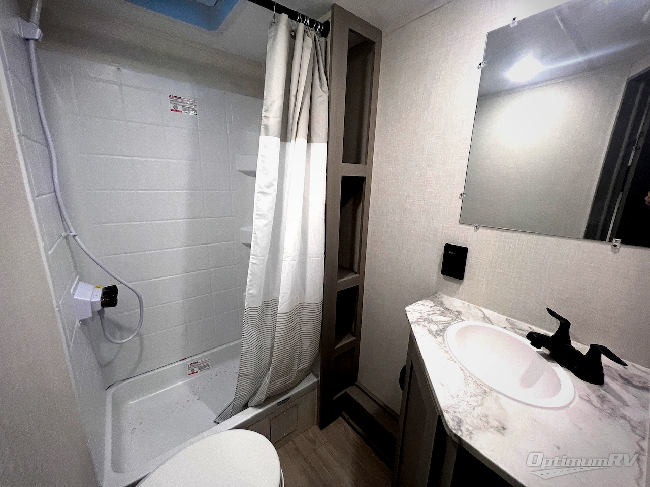 2026 Forest River Viking 5K Series 26BH Photo 25