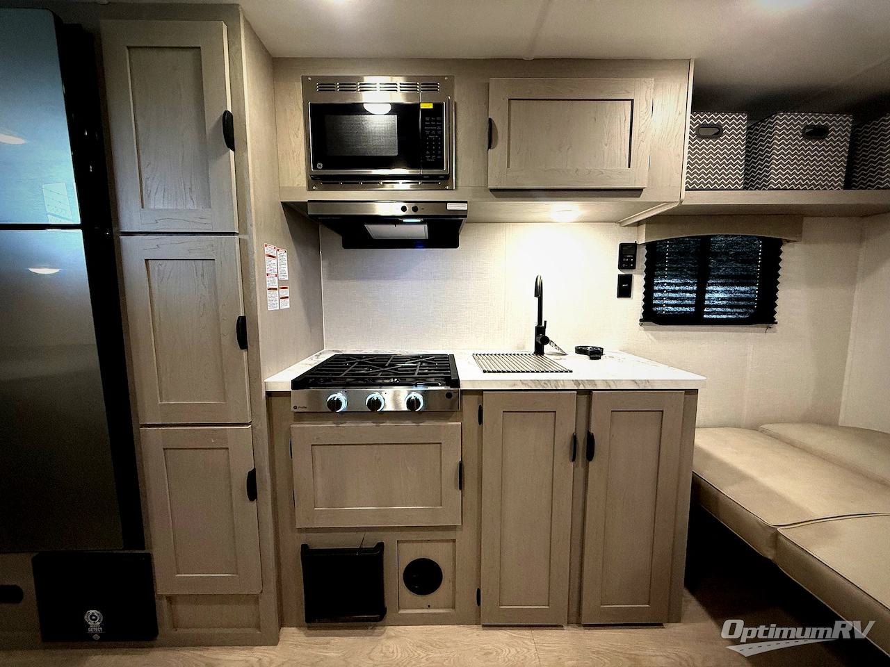 2026 Forest River Viking 5K Series 26BH Photo 10