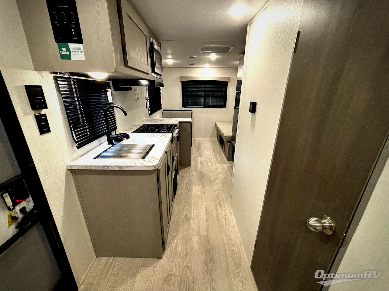 2026 Forest River Viking 5K Series 242MK Photo 4