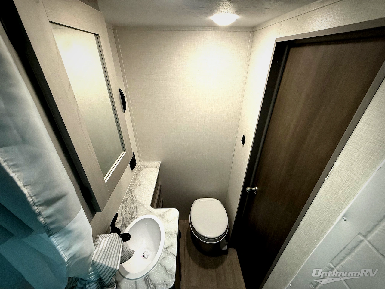 2026 Forest River Viking 5K Series 242MK Photo 10