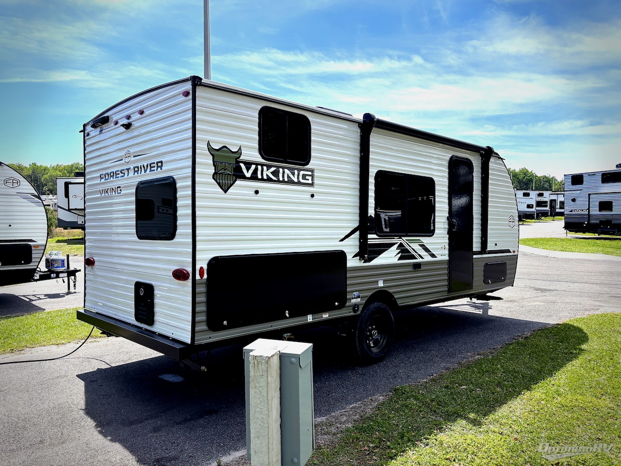 2026 Forest River Viking 4K Series 18BH Photo 2