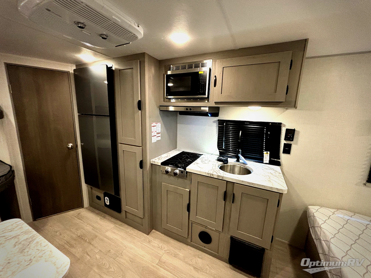 2026 Forest River Viking 4K Series 18BH Photo 6