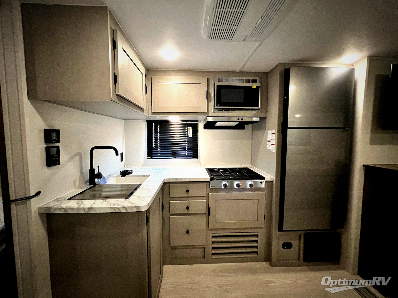 2026 Forest River Viking 6K Series 25RB Photo 12