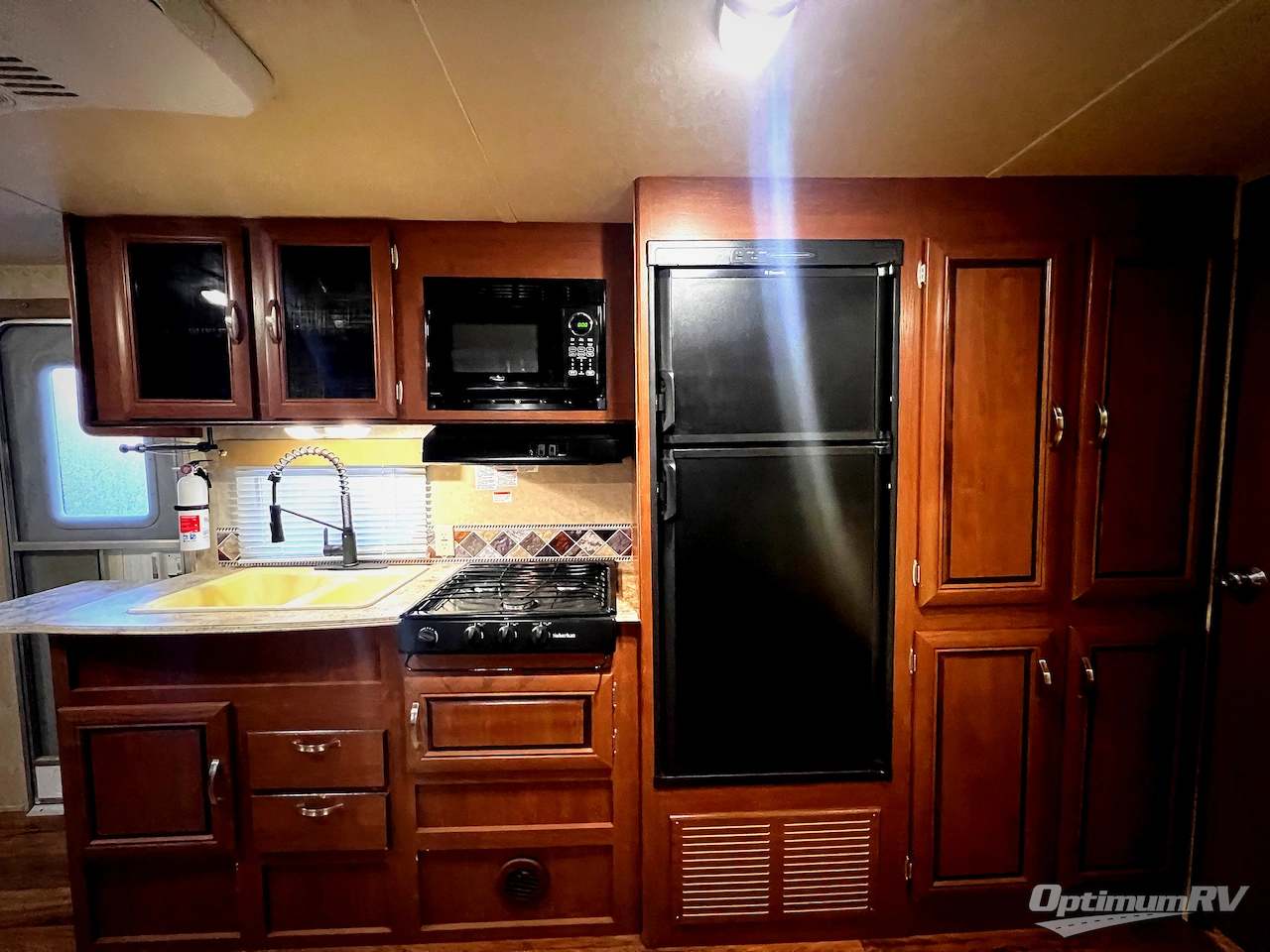 2016 Forest River Wildwood X-Lite 230BHXL Photo 14