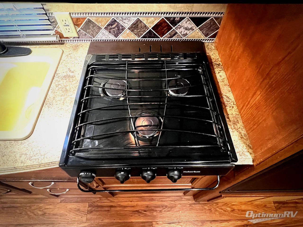 2016 Forest River Wildwood X-Lite 230BHXL Photo 17