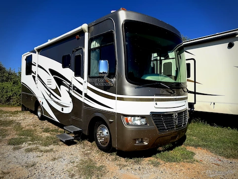 Used 2011 Holiday Rambler Vacationer 30SFS Featured Photo