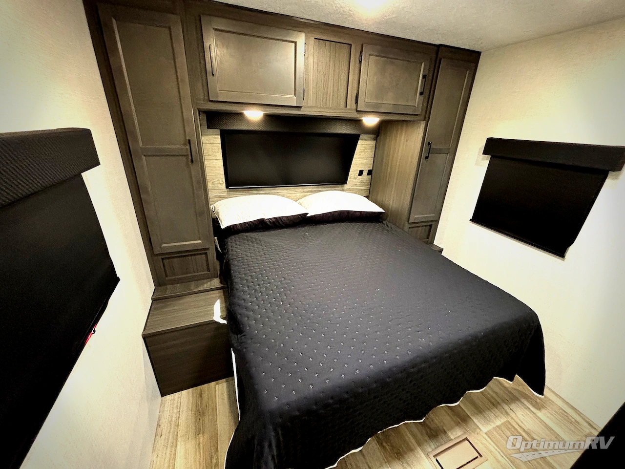 2025 Venture SportTrek ST261VBH Photo 5