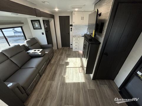 2025 Venture SportTrek ST261VBH RV Photo 2