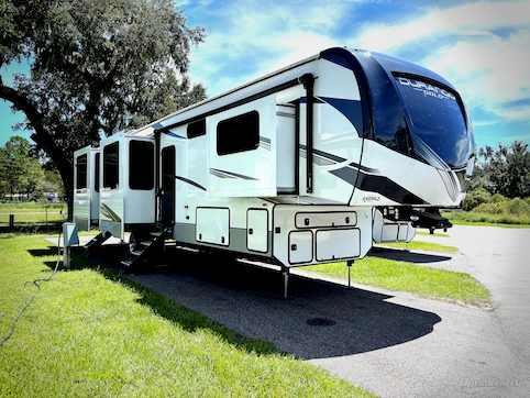 New 2025 KZ Durango Gold 391RKF Featured Photo