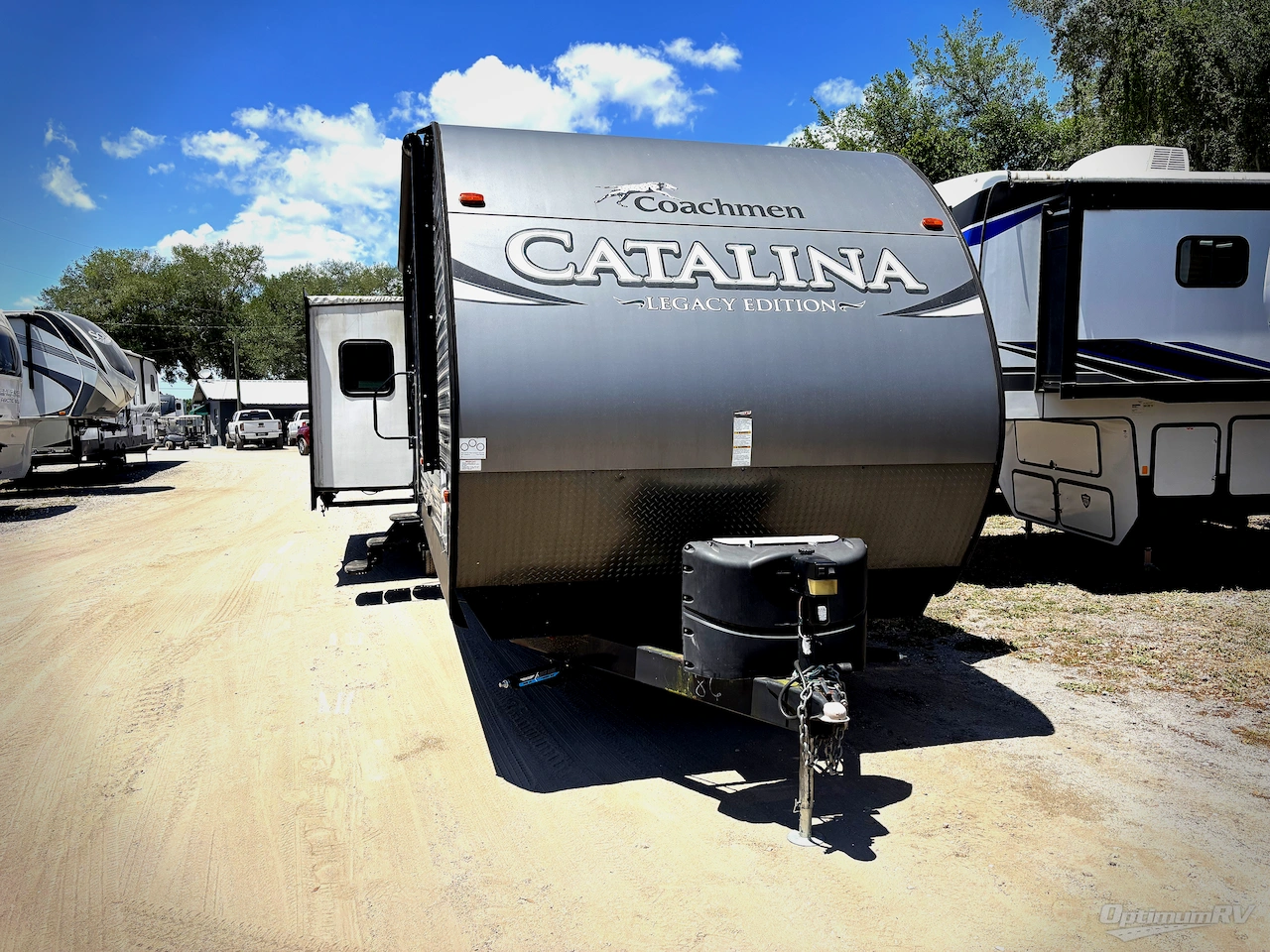 2017 Coachmen Catalina Legacy 333RETS Photo 1