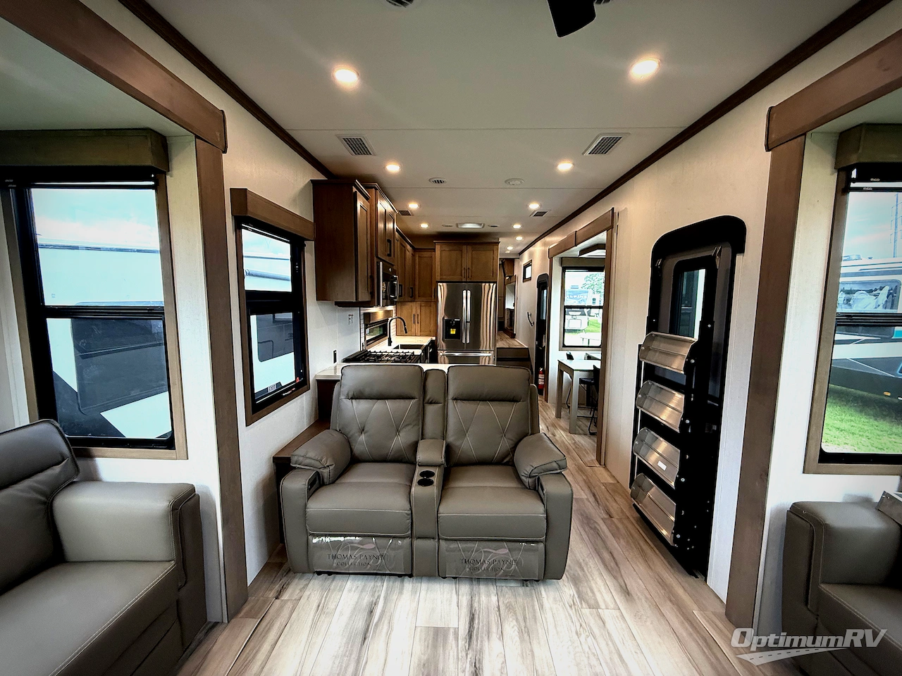 2026 KZ Durango Gold 393MKF Photo 5