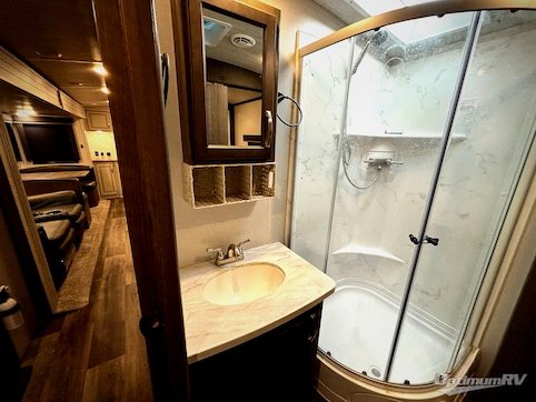 2021 Keystone Cougar Half-Ton 31MBS RV Photo 3