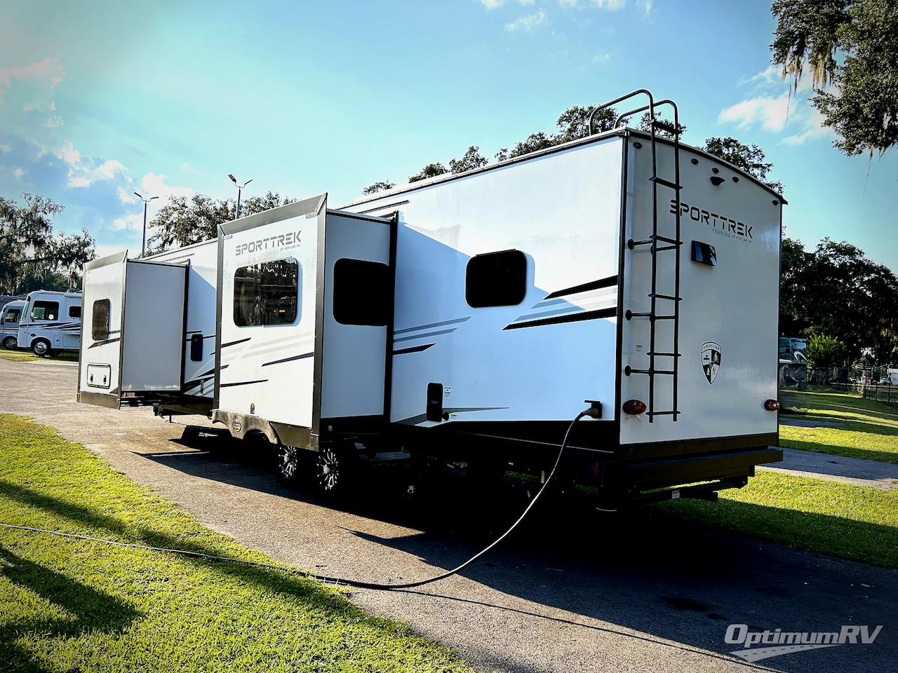 2026 Venture SportTrek Touring Edition STT336VRK Photo 3