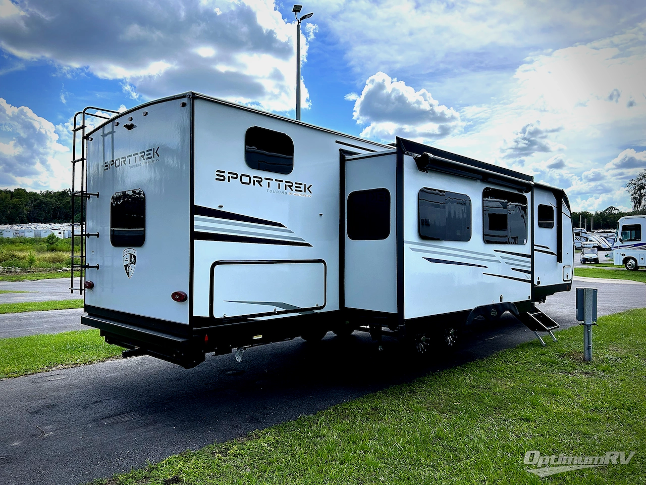 2026 Venture SportTrek Touring Edition STT343VIB Photo 2
