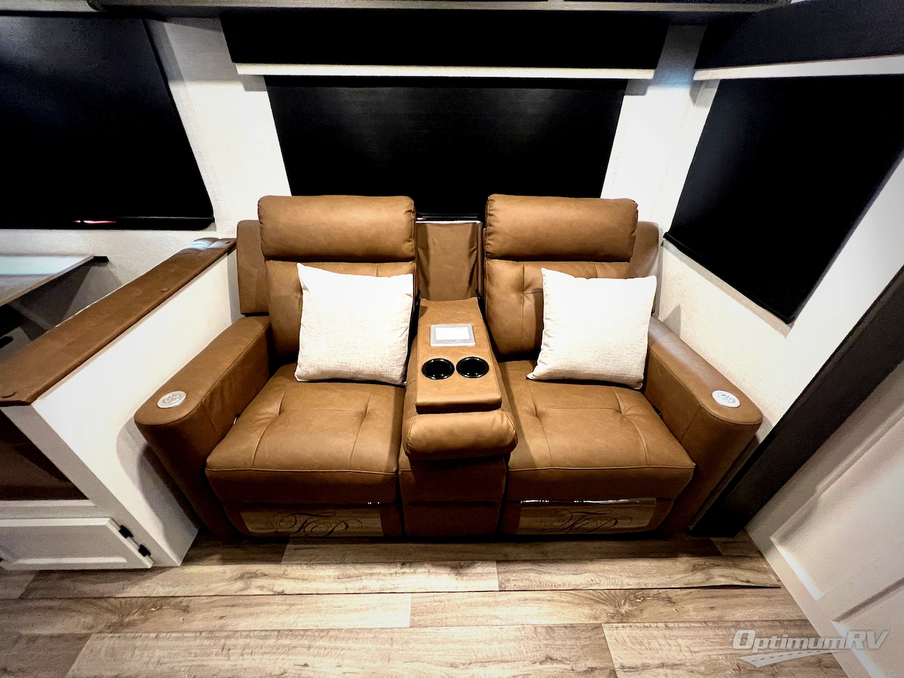 2026 Venture SportTrek Touring Edition STT343VIB Photo 10