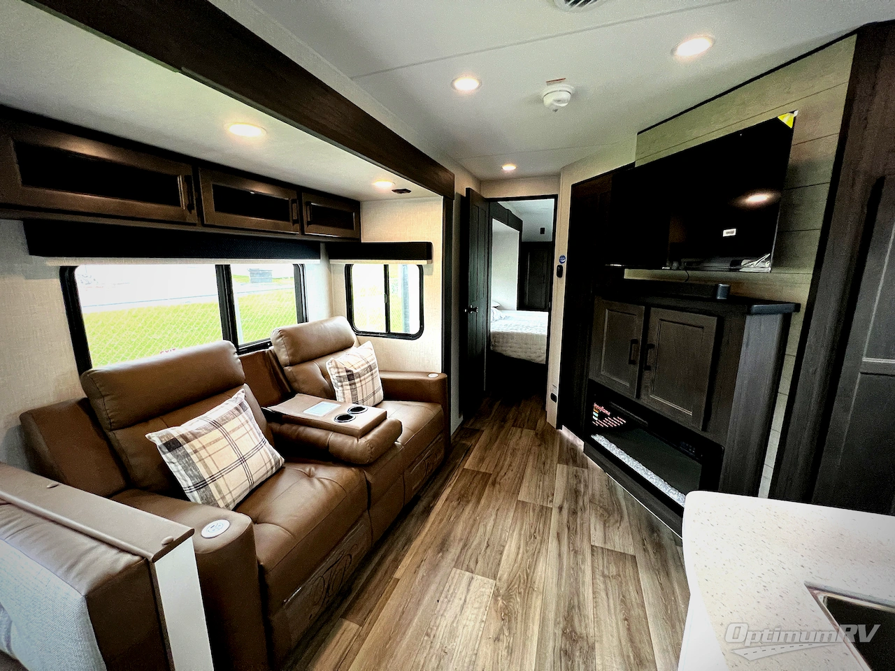 2026 Venture SportTrek Touring Edition STT343VBH Photo 7