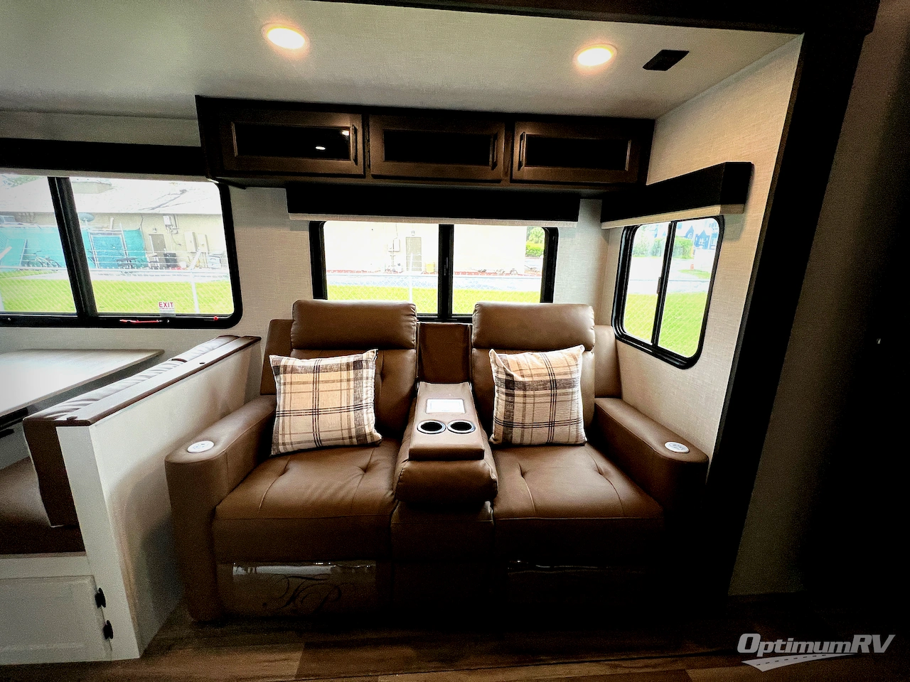 2026 Venture SportTrek Touring Edition STT343VBH Photo 9
