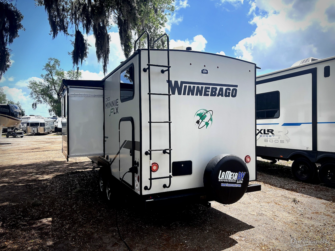 2022 Winnebago Towables Micro Minnie FLX 2306BHS Photo 3