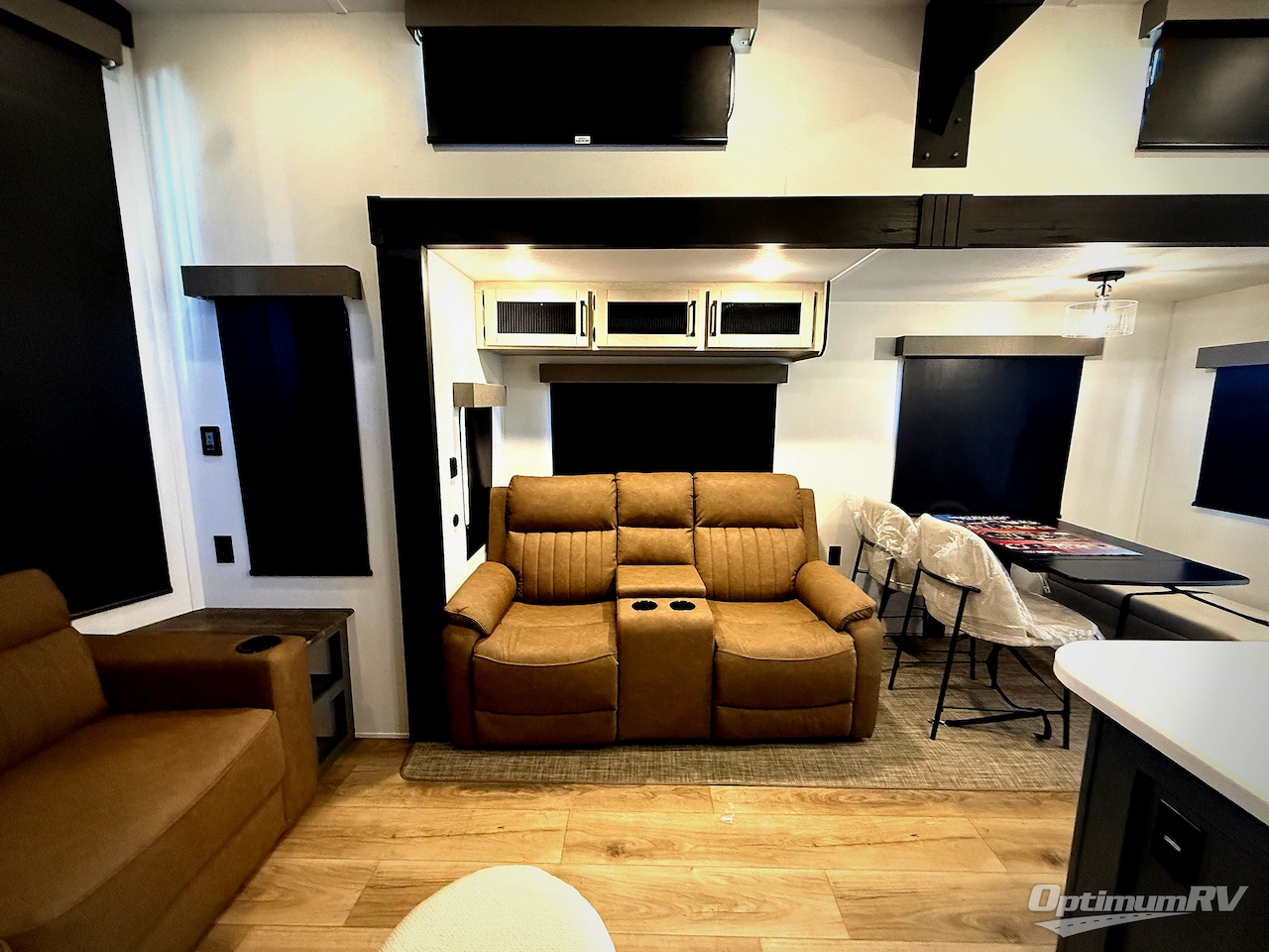 2026 Forest River Puma Vista 402LFT Photo 8