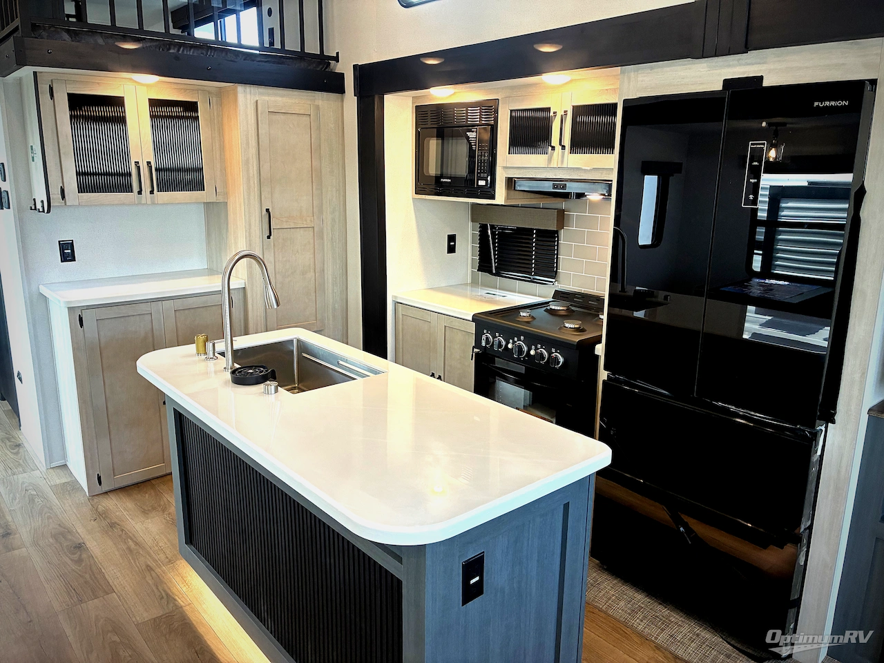 2026 Forest River Puma Vista 402LFT Photo 9